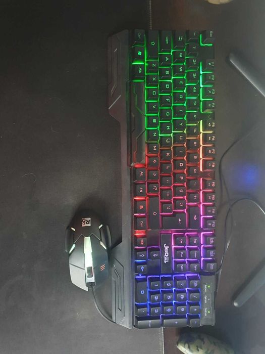 Геймърски клавиатура и мишка