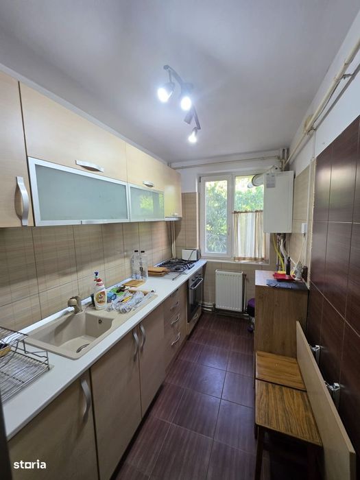 Apartament 3 camere Cornisa etaj II