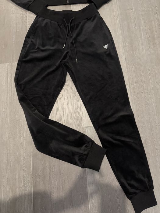 Дамски екип горно и долно Оригинал нови размер S