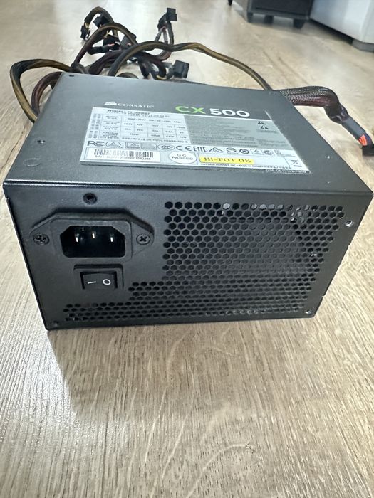 Vând sursă Corsair CX500 80+ Bronze