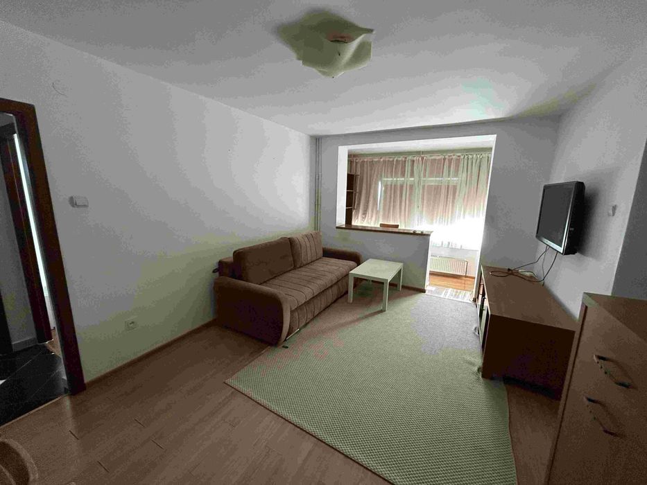 Vand Apartament 3 camere