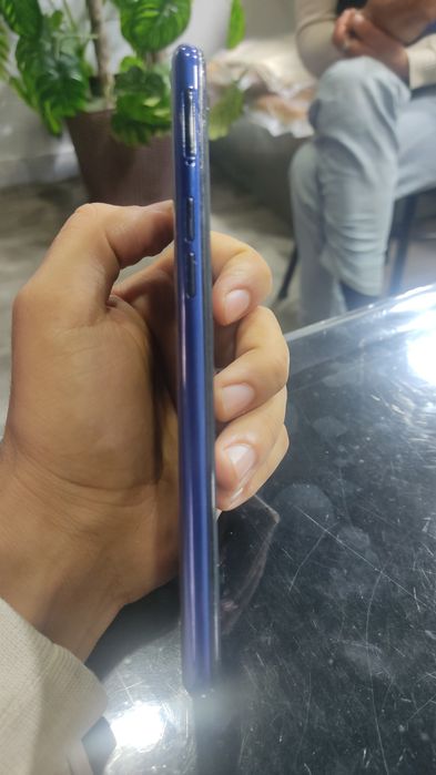 Samsung a 10 s sotiladi. Xotira 2/32 gb. Sastayana yaxshi,