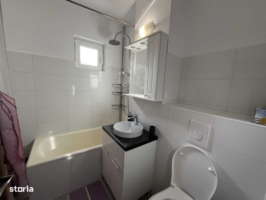 Apartament cu 3 Camere, decomandat, Cetate, Mercur, 2 bai,boxa