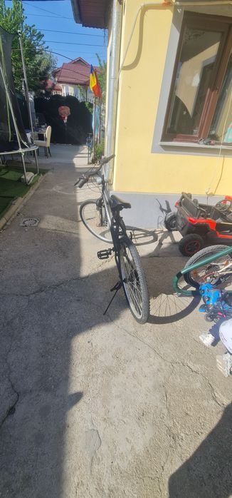 Bicicleta de vânzare