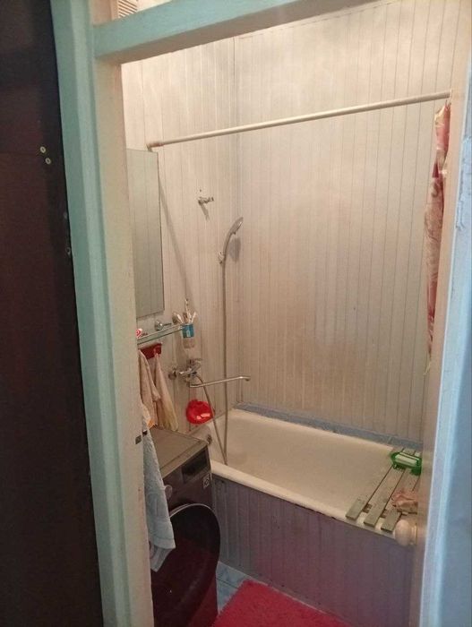 Продаются две двухкомнатные квартиры на 1 этаже, рядом. Авиасозлар (L)