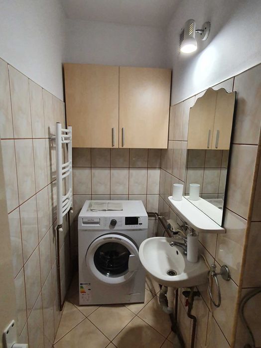 Închiriez ap cu 3 camere în zona centrală - Sp Județean - Sp Municipal - Sp Matern