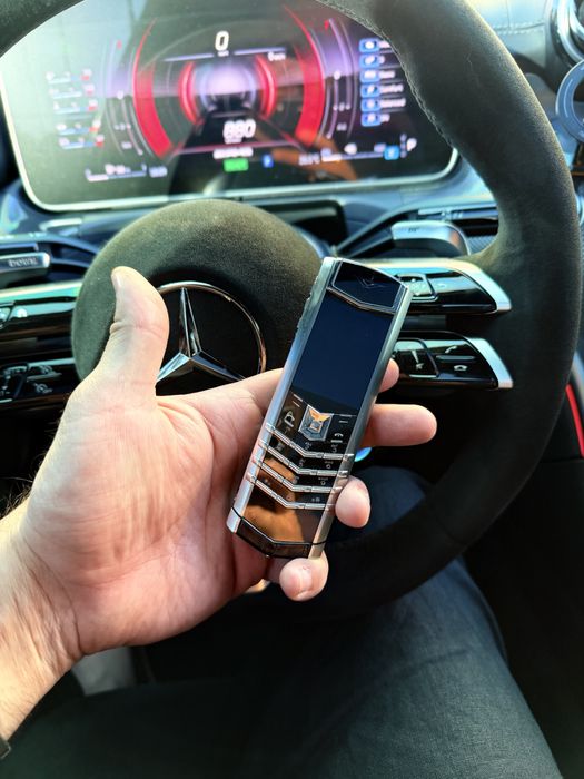 Vertu S designn Signature Croco
