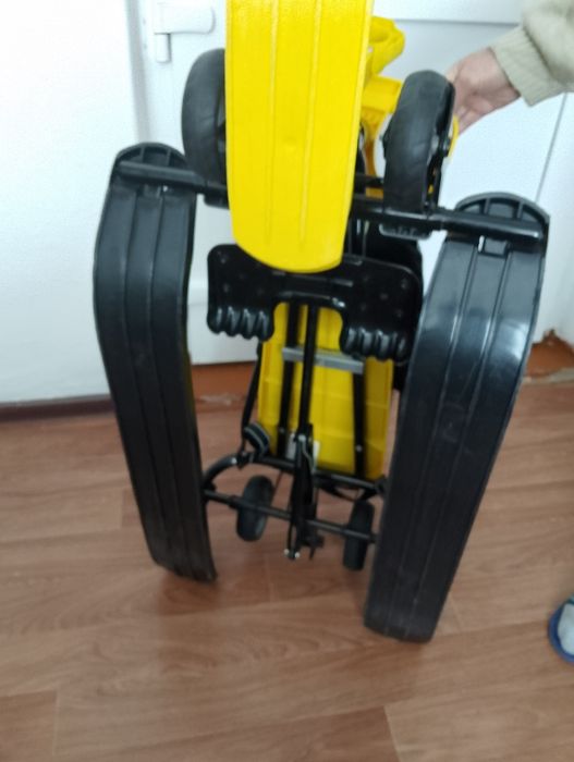 Детский снегокат