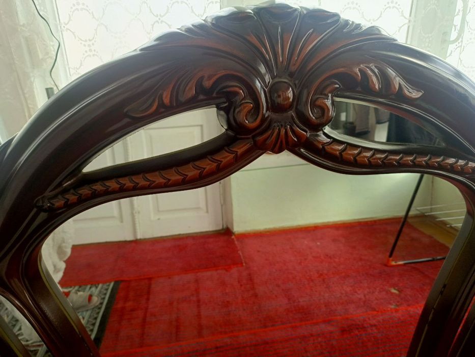Продаю большое зеркало