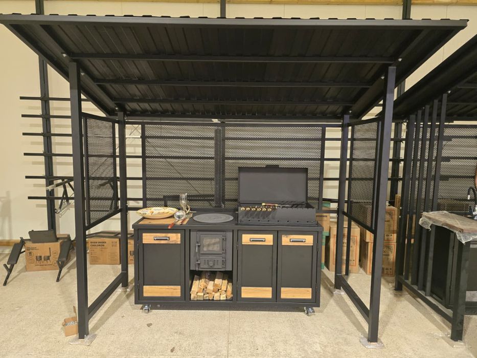 Луксозна външна кухня с пещ и грил – дизайнерска изработка