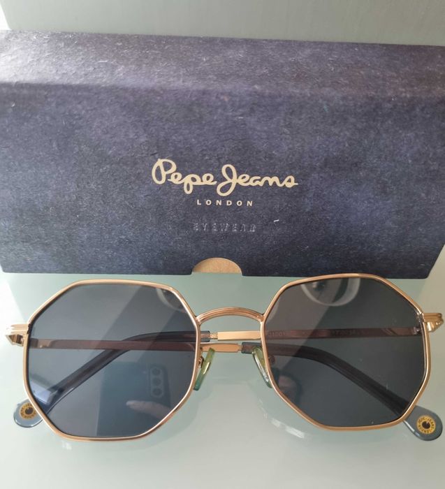 ОРИГИНАЛНИ дамски слънчеви очила Pepe Jeans