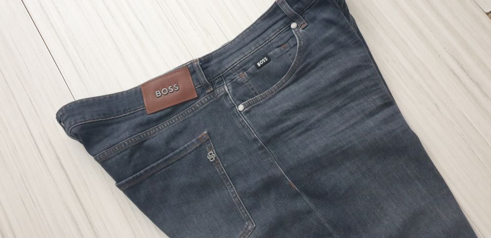 Hugo Boss Delawere Slim Fit Mens Size 38 / 32 ОРИГИНАЛ Мъжки Дънки!