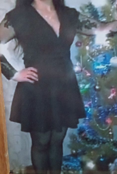 Продам платье праздничное