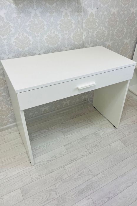 Туалетный столик!