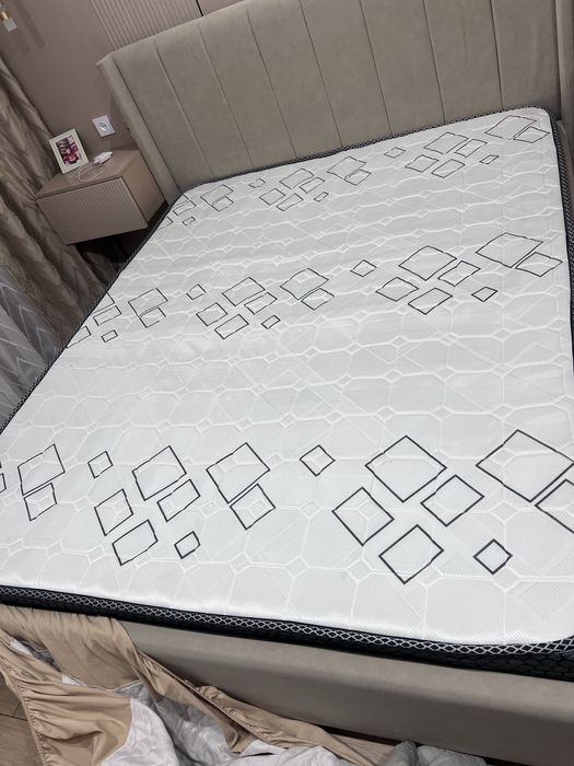 Продаю матрас 160/200