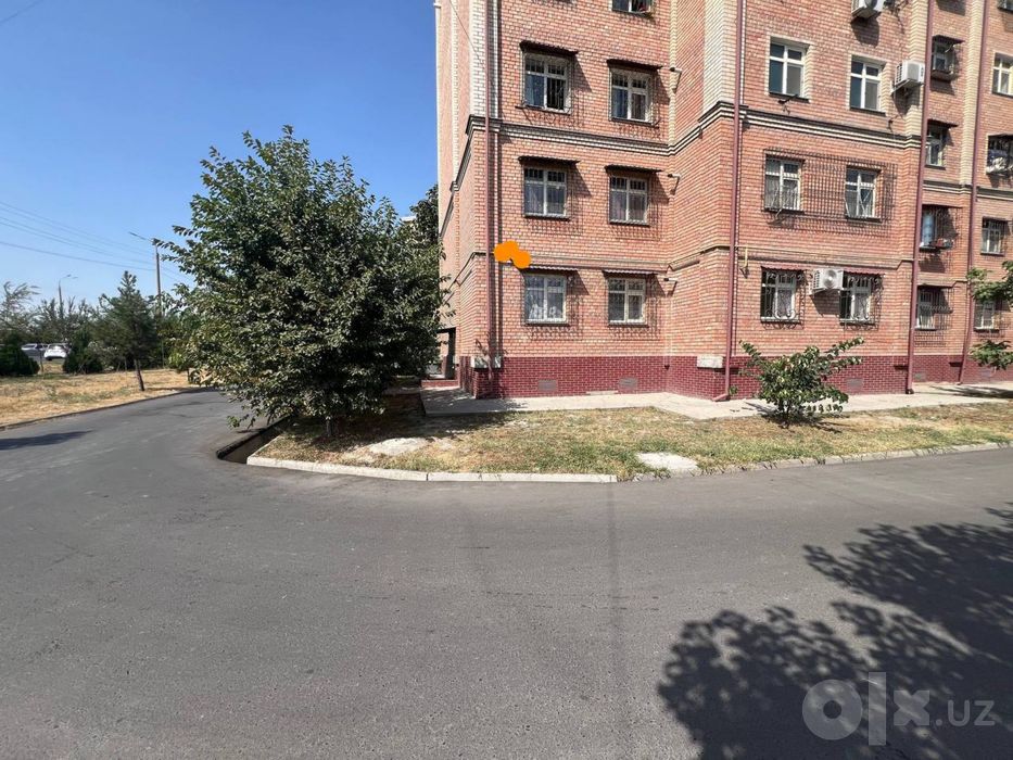 Продаётся дом под нежилой. Под офис