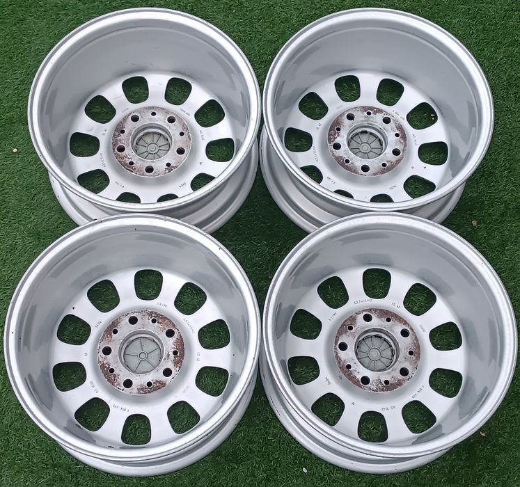 R-15. Привозной оригинал от BMW