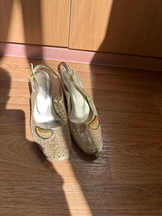 Итальянские босоножки