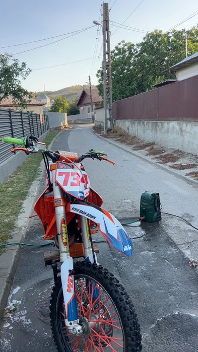 vând Ktm SXF 250 2007 pentru piese