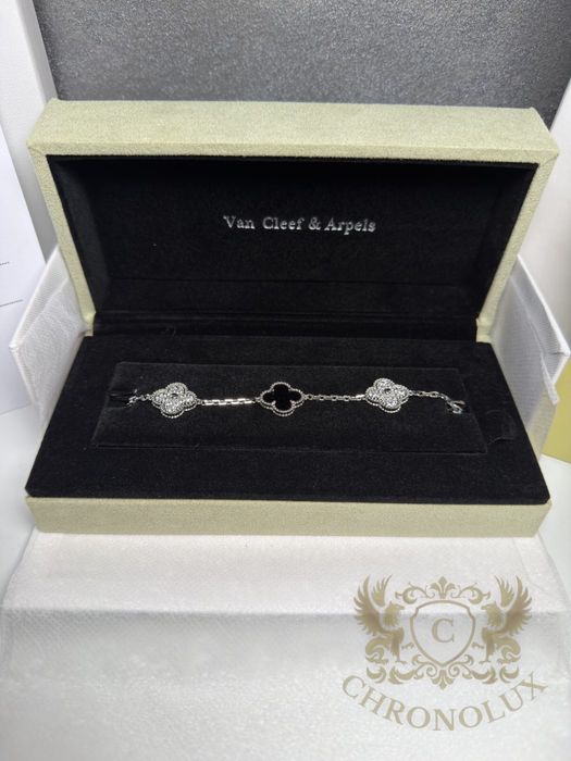 Гривни Cartier, Van Cleef