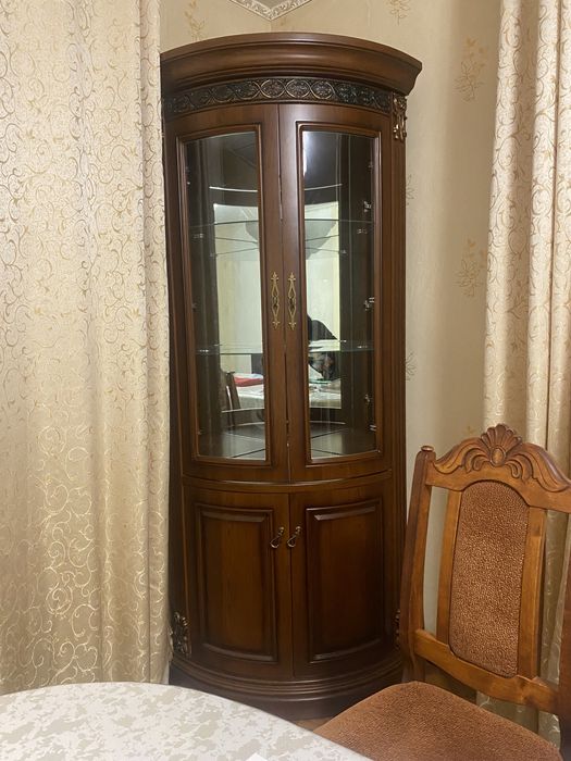 Продам шикарные шкафы