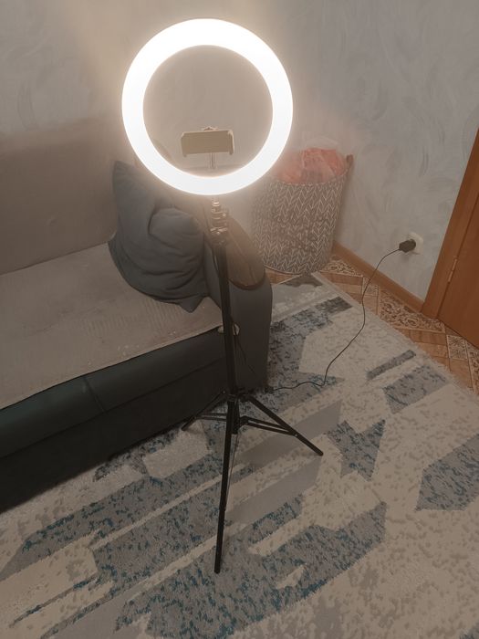 Продам селфи-лампу