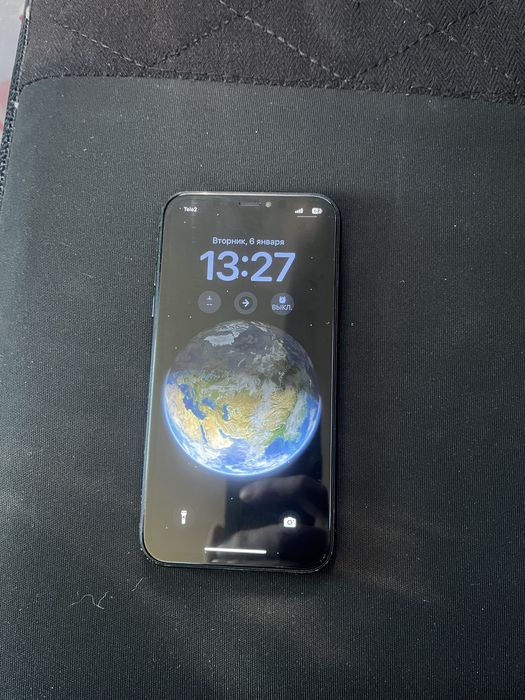 Продам айфон XR