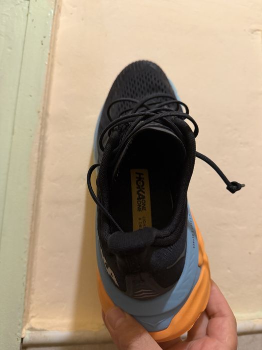 Second Hoka 42 marime la 400 lei