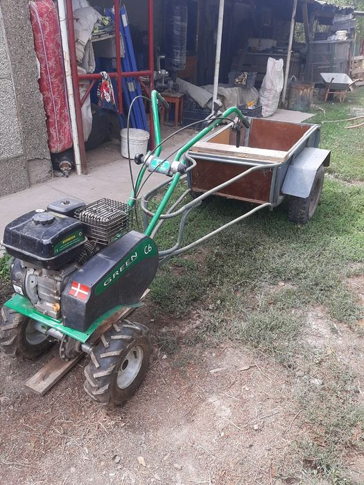 Мотоблок с прицепом