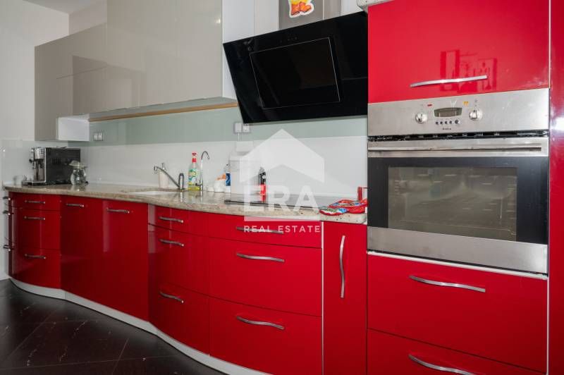 САМО В ЕРА ИМОТИ ХАСКОВО Луксозно имение с басейн и изумителен дизайн