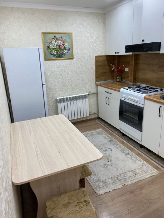 2 комнатная квартира в 11 мкр