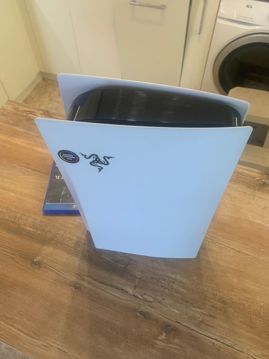 PS 5   Плейстейшън 5