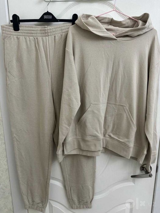 Новые спортивные костюмы H&M, размер L (50/56)
