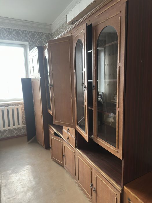 Шкаф продам Шифонер стенка