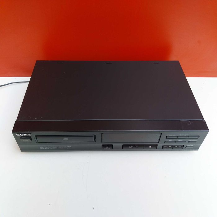 НАЙ ДОБРАТА ОФЕРТА Sony Compact Disc Player CDP-213