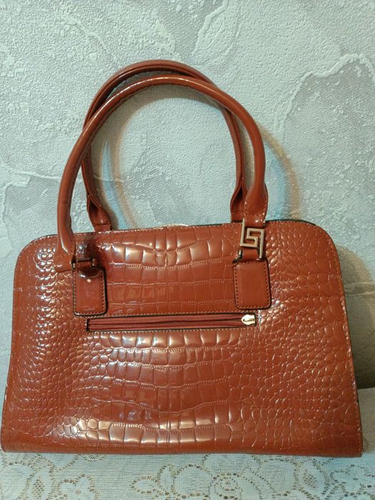 Продается сумка дамская