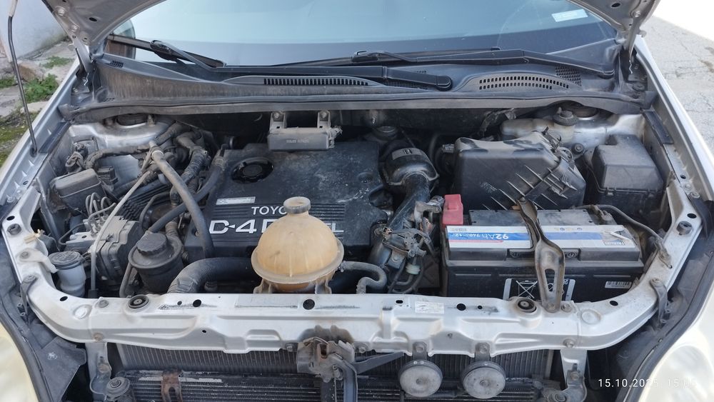 Toyota avensis verso