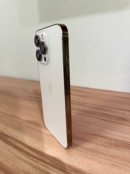 Iphone 13 PRO Gold Impecabil, 128GB, Baterie 84% tine toata ziua
