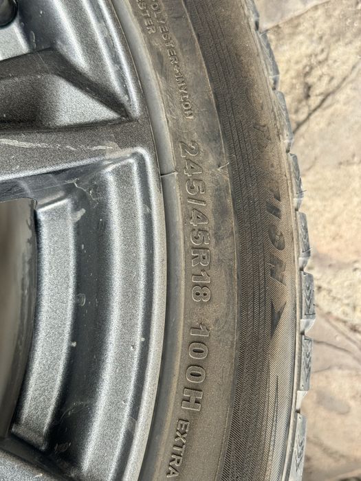 Продается зимние шины на 18