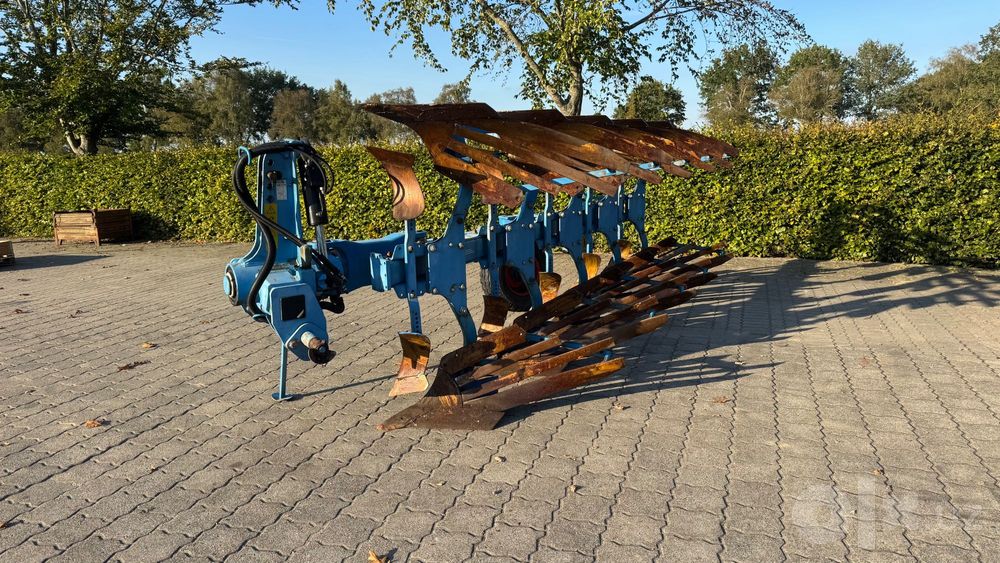 Lemken Europal 8 Case , Claas Arion, John Deere, Belarus tortadi