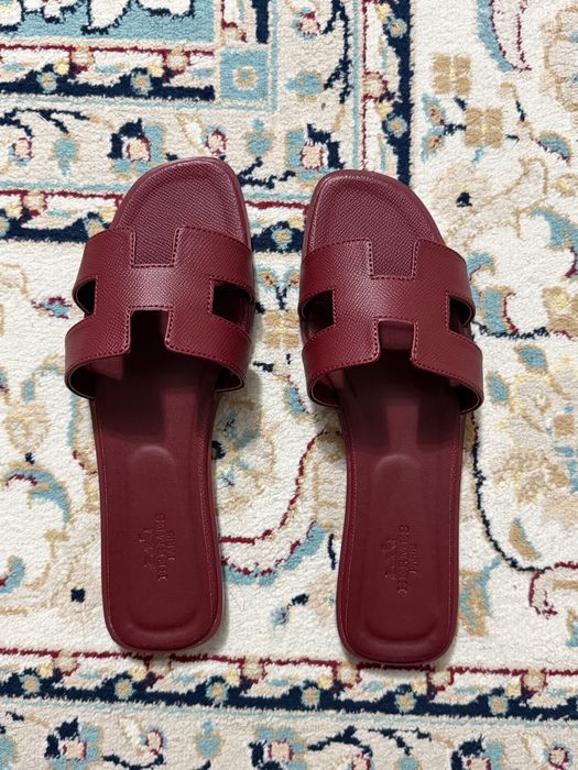 Продам сандалии hermes