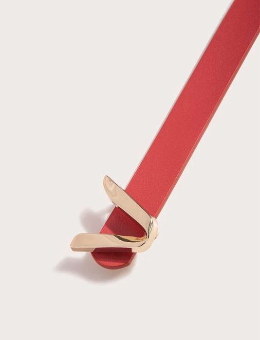 Елегантни колани - черни и червени