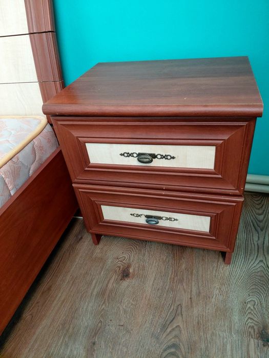 На продажу спальня