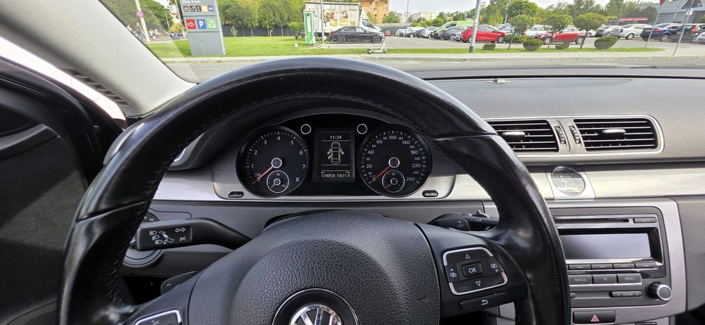 Volkswagen Passat B7 Sedan 1.8 TSI DSG 160 CP | 2012 | 140.000 km