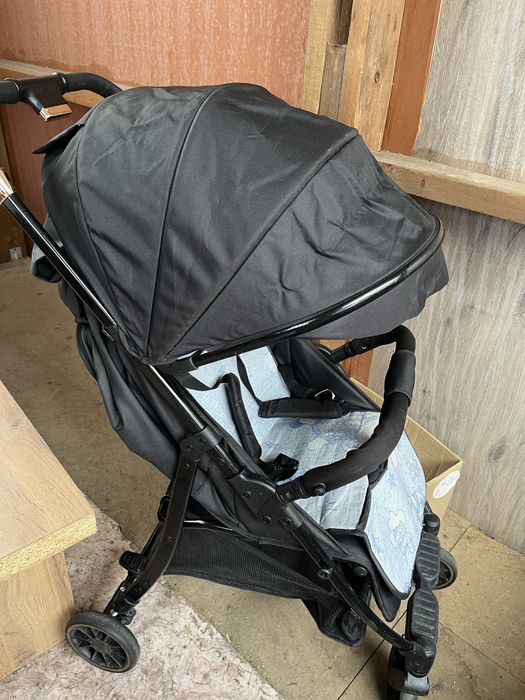 Продам коляску летнюю