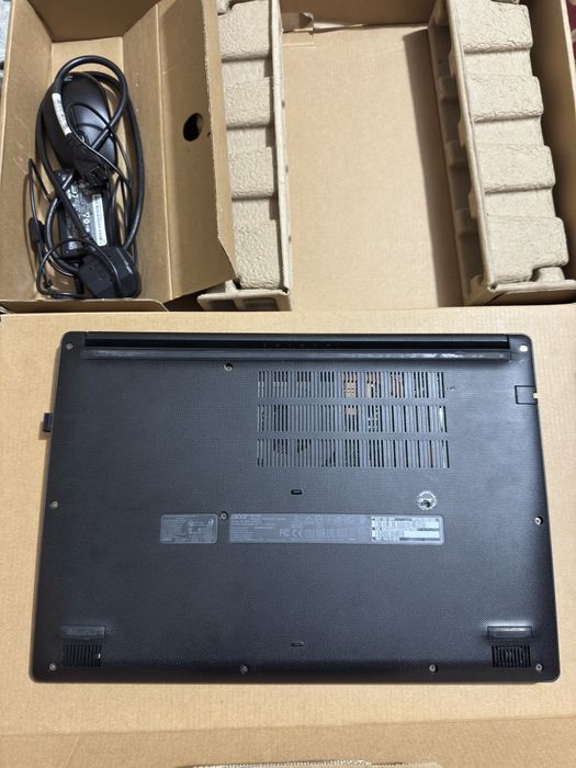 Kompyuter notebook acer