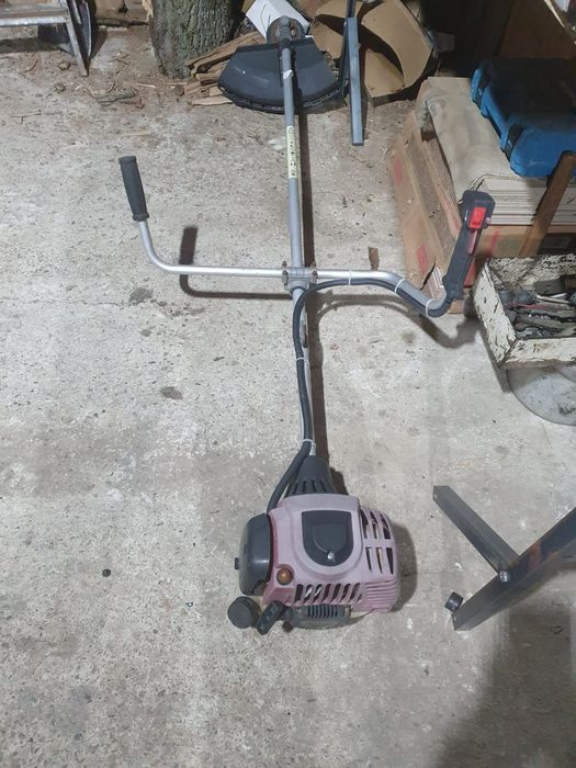 Se vinde piese scutere 2t și 4t și atv-uri 125cc trimare. Motosapa etc