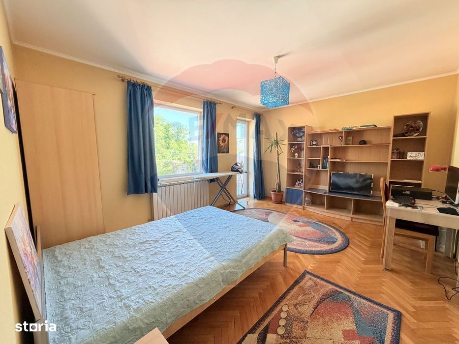 Vânzare vilă 270 mp utili și teren 1.110 mp, Galați Central