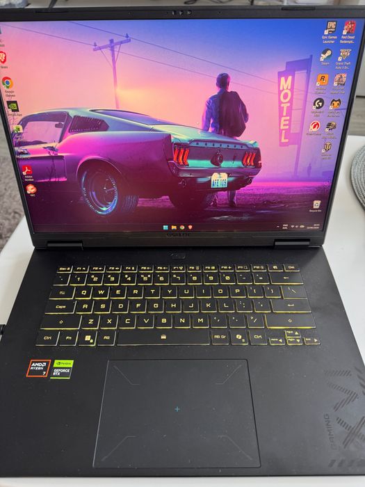 Геймърски лаптоп - Gigabyte A16 Gaming