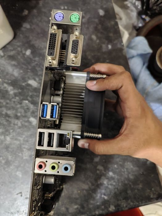 Мат плата + i3 8100 + кулер